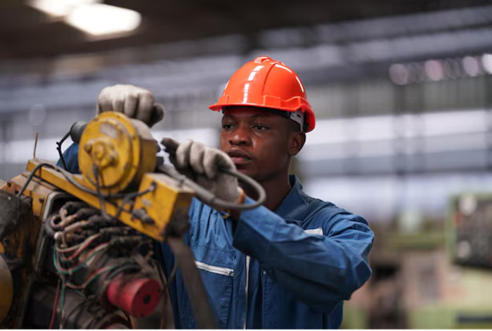 Mechanic Work Job Vacancy in Canada at Brandon Manitoba Cando Corporate Services