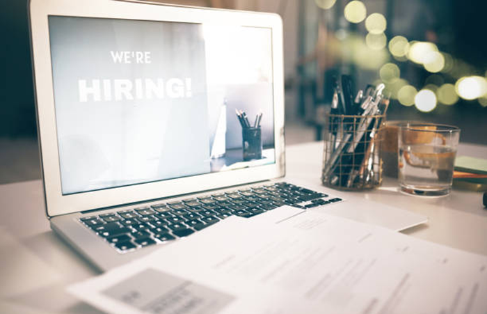 Job Vacancy for a Customer Service of a Bank West at Winnipeg,