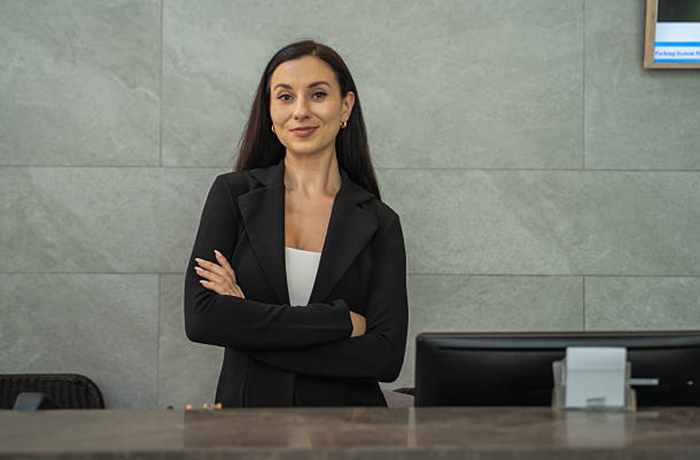 Receptionist