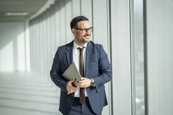 Management Accountant