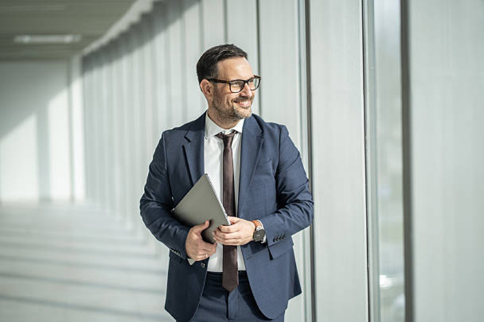 Management Accountant