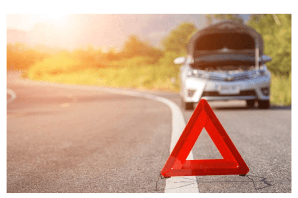 9 Things You Should Stock Your Car With in the Event of an Emergency