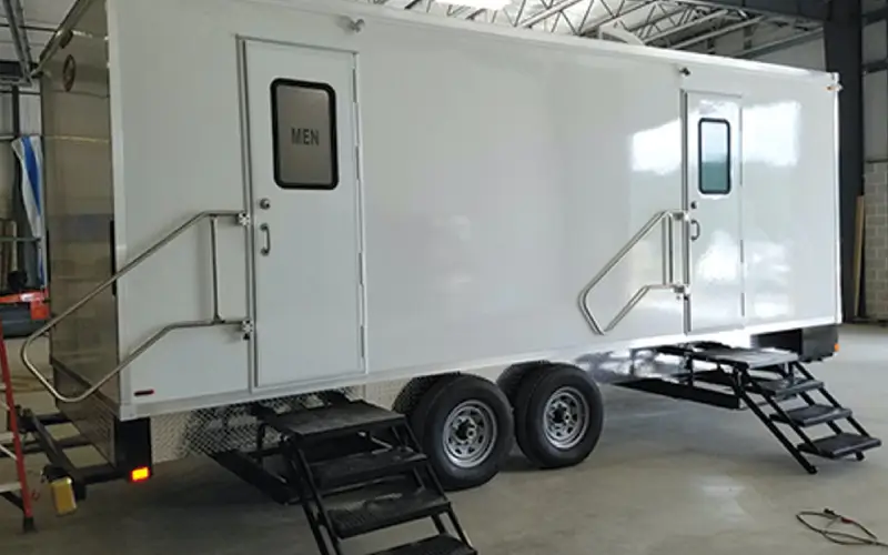 portable restroom rental