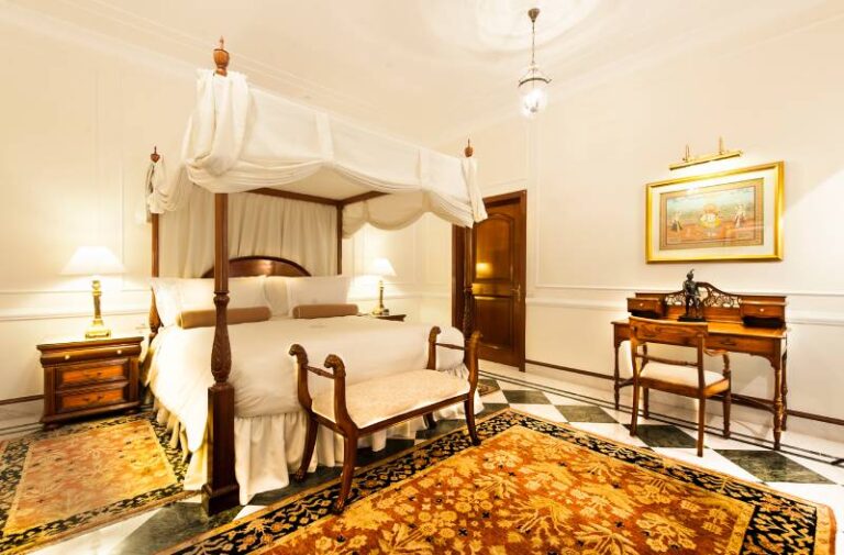 Advantages Of Booking Hotels In Connaught Place – Dutable