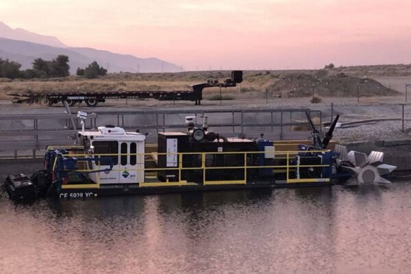 lake dredging equipment