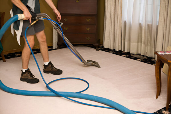 How To Eliminate Water Stains From The Carpet