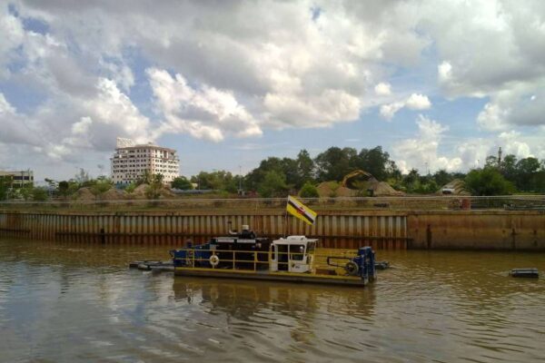 river dredging equipment