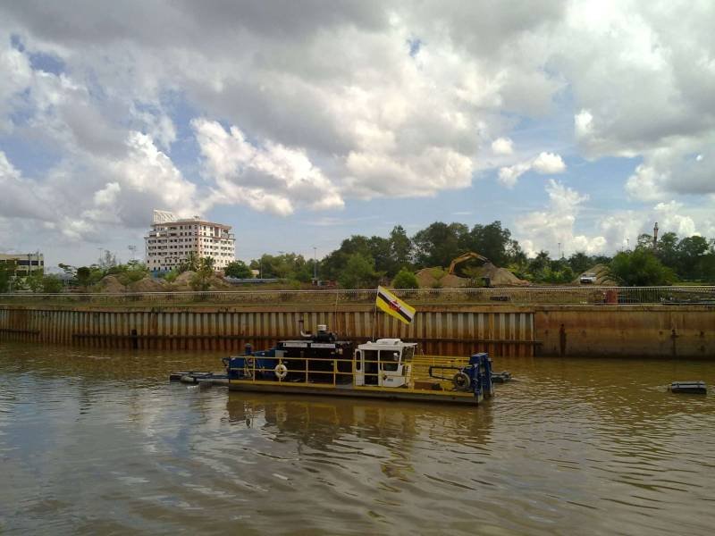 river dredging equipment