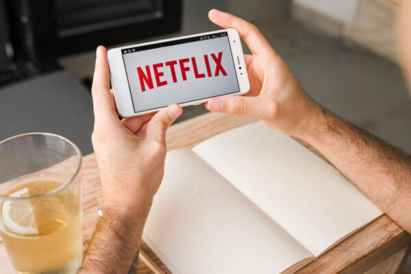 how to create a streaming app like netflix