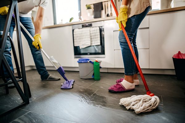 How to Remove Grease and Oil from Kitchen Tiles and Grout