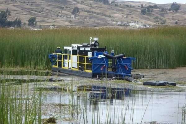 lake dredging equipment