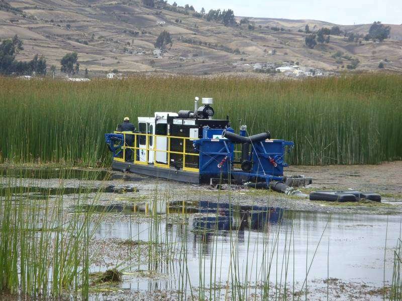 lake dredging equipment