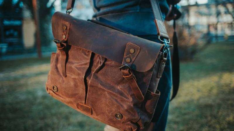 vintage messenger bag
