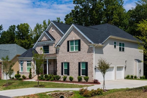 A Complete Guide to Selling Real Estate in North Carolina