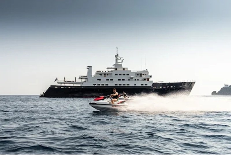 Luxury Yacht Charter Services