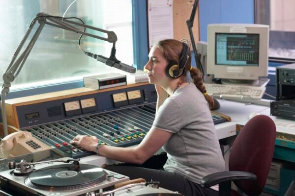 How to Choose the Best Radio Station Software How to Choose the Best Radio Station Software
