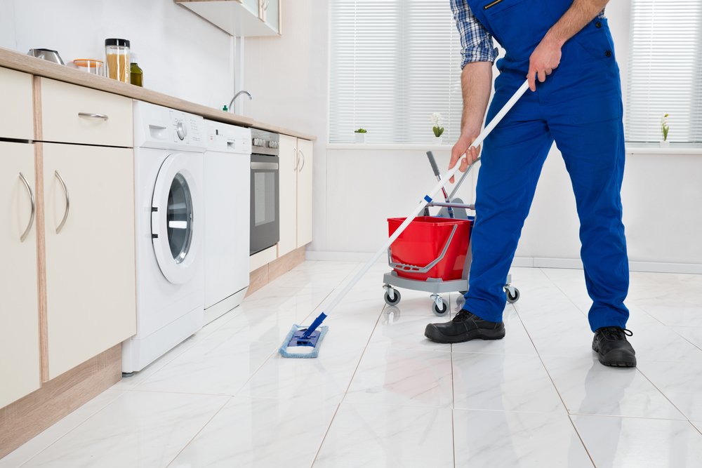 Hiring House Cleaning Services 