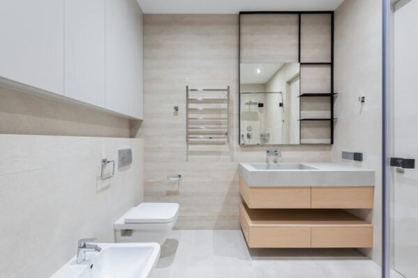 bathroom light fixtures