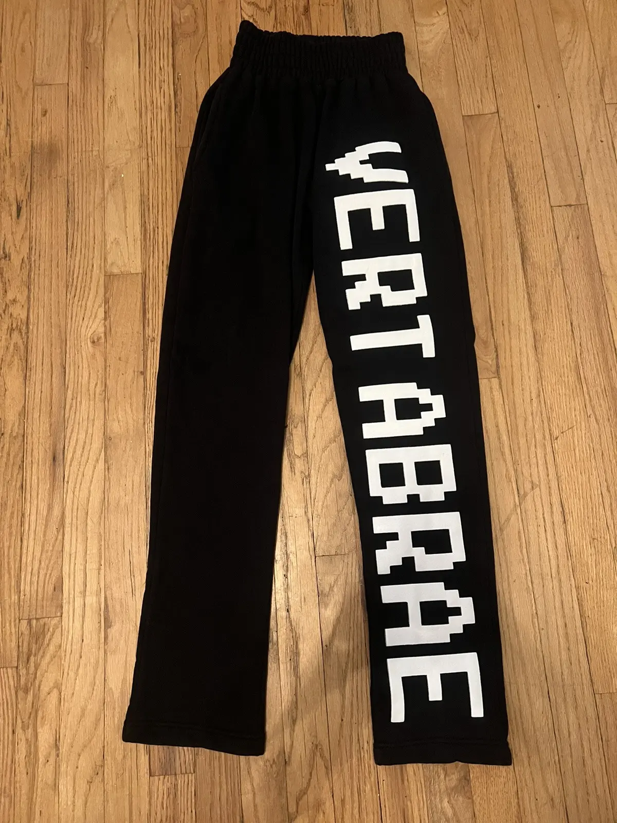 Vertebrae sweatpants