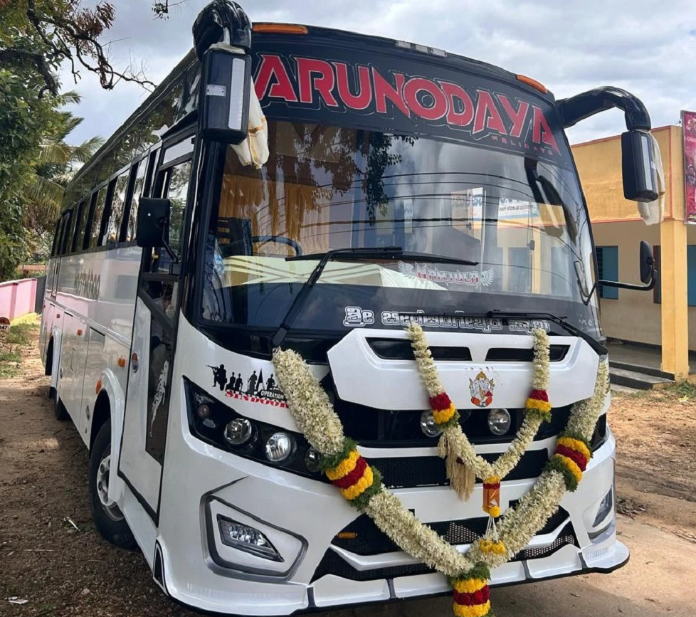 25 seater bus hire in Bangalore