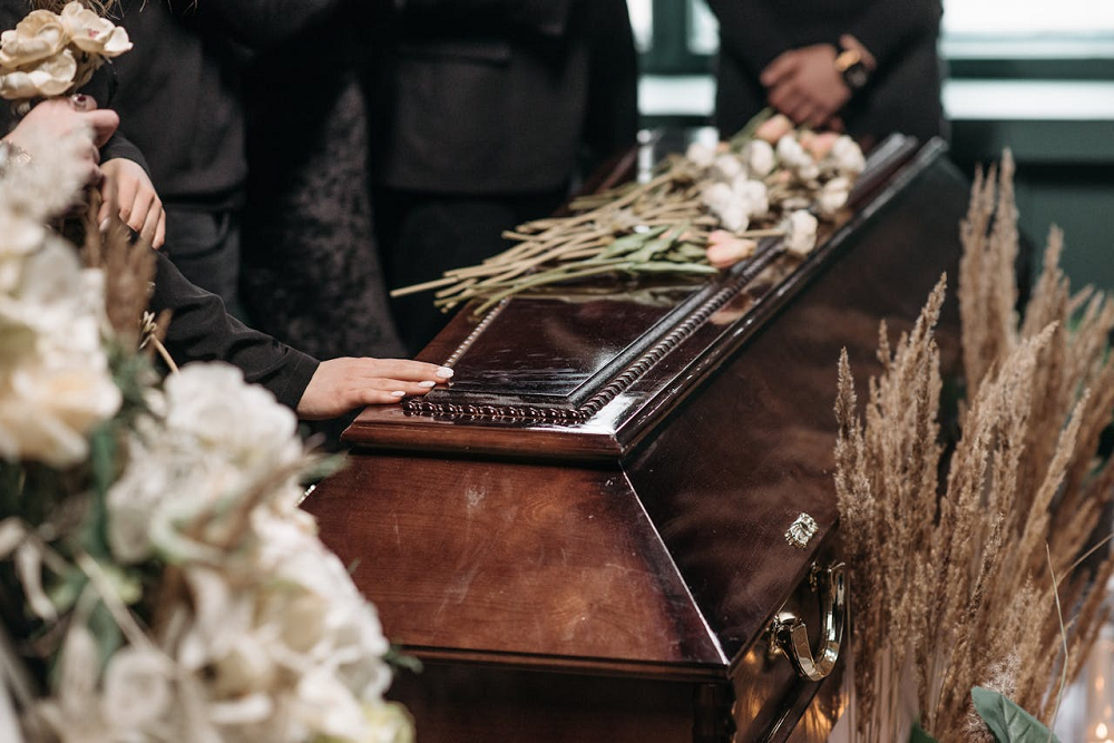 Here's How You Can Make Funeral Arrangements Less Stressful