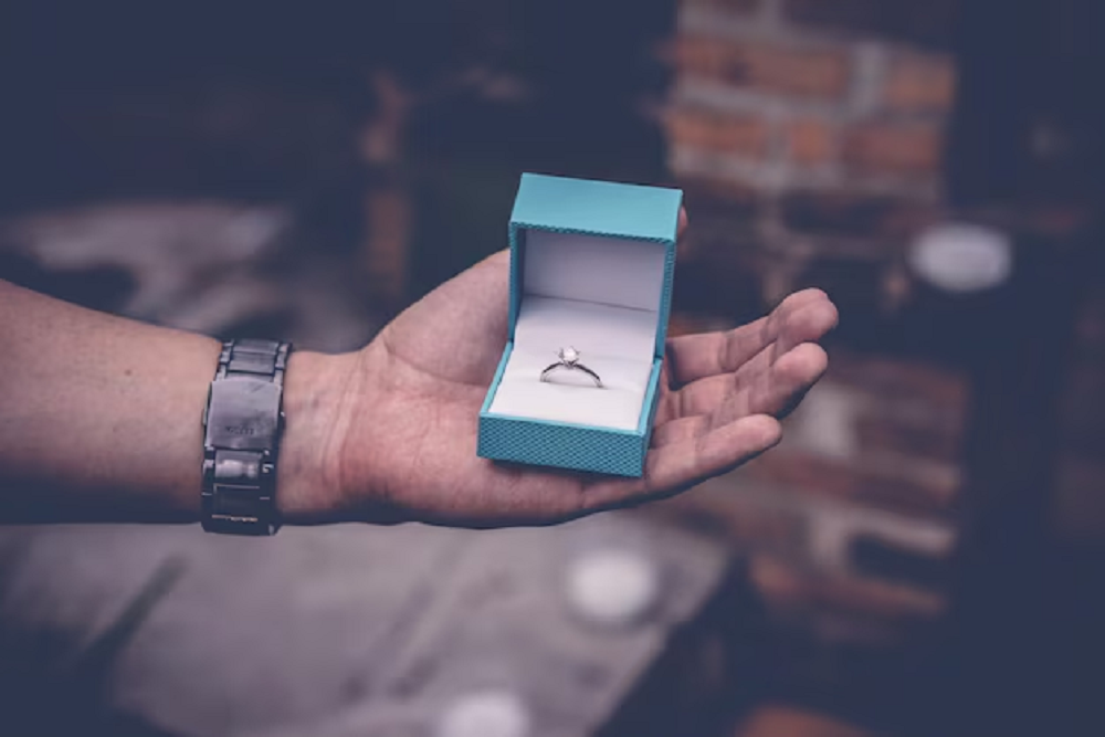 The Ultimate Guide to Choosing the Perfect Engagement Ring