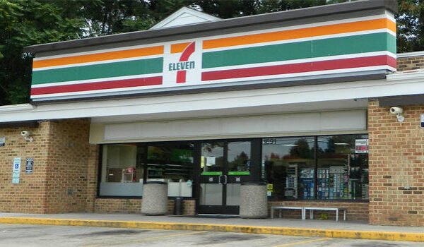 Mapping 7-Eleven Stores Across the USA: How POI Data Powers Smart Decisions 7-Eleven