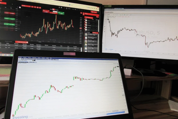 Master the Art of Forex Trading with the Right Forex Broker