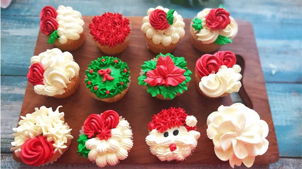 Creative Ideas For Festive Cupcake Designs