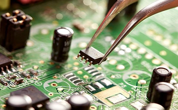 Aerospace PCB assembly showcasing precision manufacturing and reliable performance for high-performance aerospace applications.
