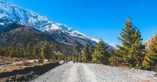 Annapurna Circuit Trek – breathtaking Himalayan views on a 10-day journey