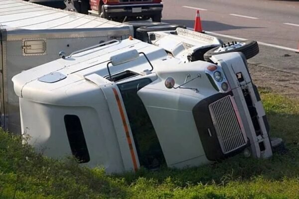 Working with a San Antonio Truck Accident Lawyer