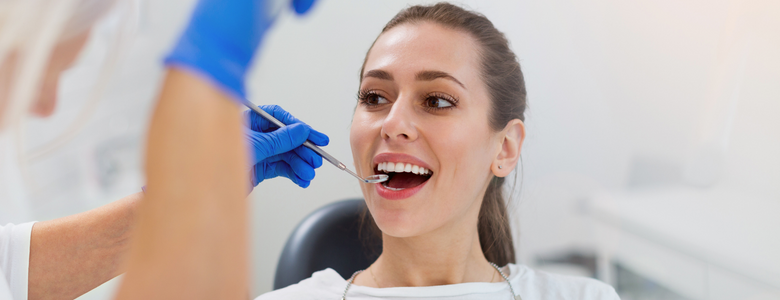 Tips for Finding a Reliable Dental Crown Clinic