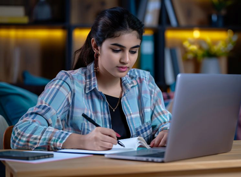 Online BBA and Grad Courses Helping 12th Pass Students Start