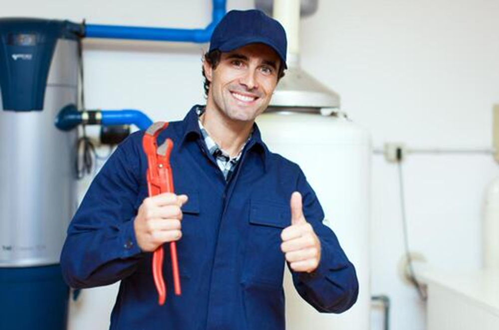 10 Warning Signs You Need a Plumber