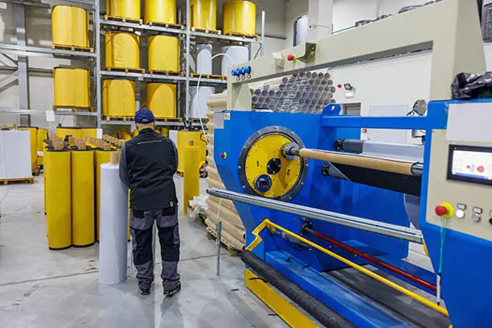 Single-screw extrusion: from raw polymer to finished product