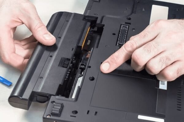 How to Replace Laptop Battery Properly: Complete Guide.