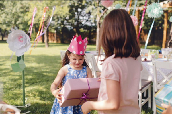 How Outdoor Settings Elevate Birthday Parties, Anniversaries and Milestones