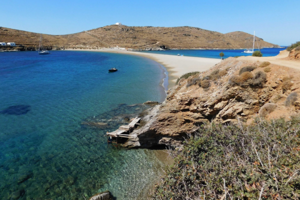 Two Greek islands that you can easily combine with a visit to Athens