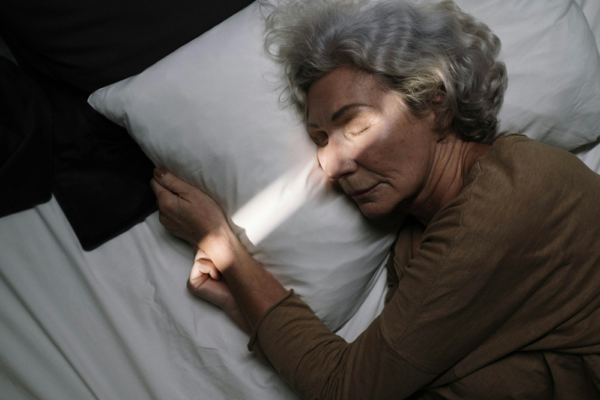 Sleep and Aging: How to Improve Your Rest for Better Daily Energy