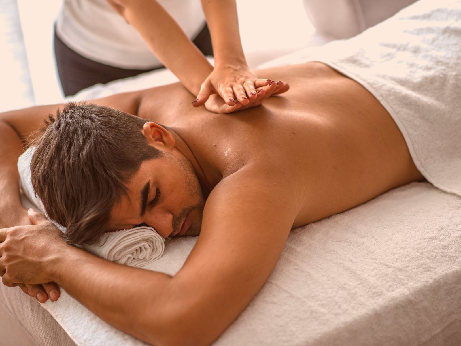 Tuina massage scaled 1
