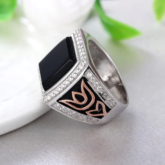 The Jewellery You'll Still Reach For Years From Now 1 The Jewellery You'll Still Reach For Years From Now